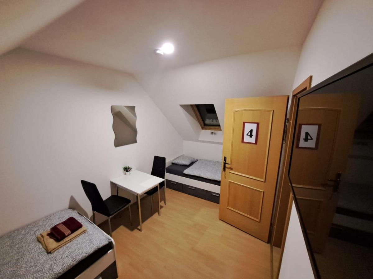 Hostelhollabrunn Eksteriør billede